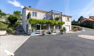 Maison 5 Pièces 105 m² à vendre à Nanteuil-en-Vallée (16700)