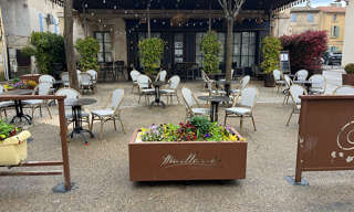 Commerce  100 m² à vendre à Maillane (13910)