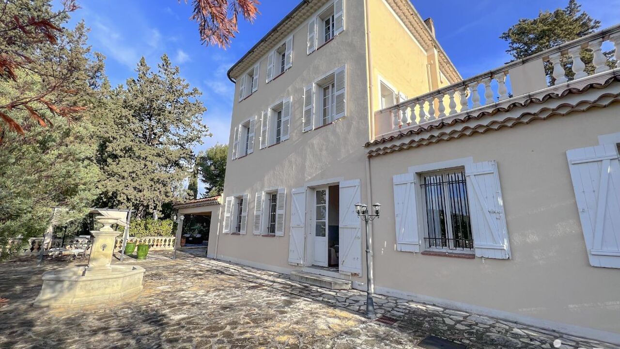 maison 10 pièces 202 m2 à vendre à Draguignan (83300)