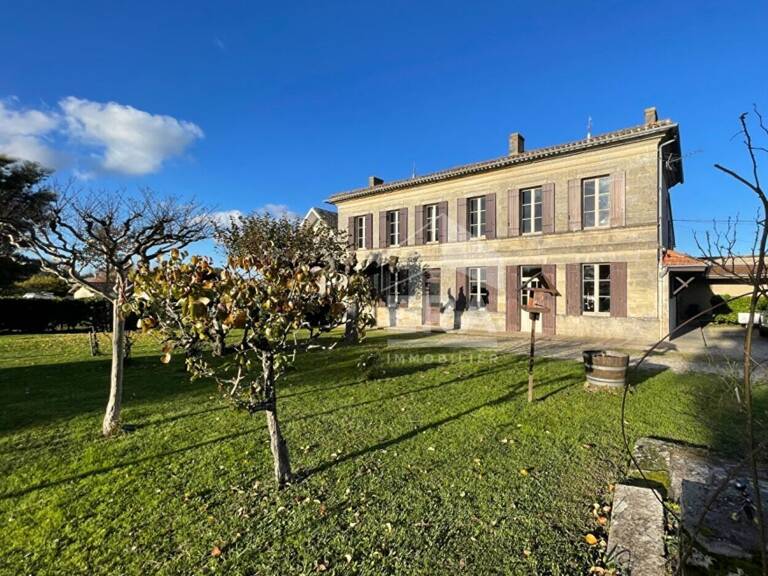 Propriété en Pierre avec Vue sur la Dordogne à Bourg-sur-Gironde — photo 1