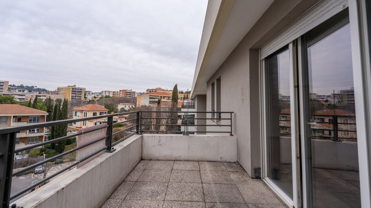 appartement 2 pièces 45 m2 à vendre à Marseille 11 (13011)