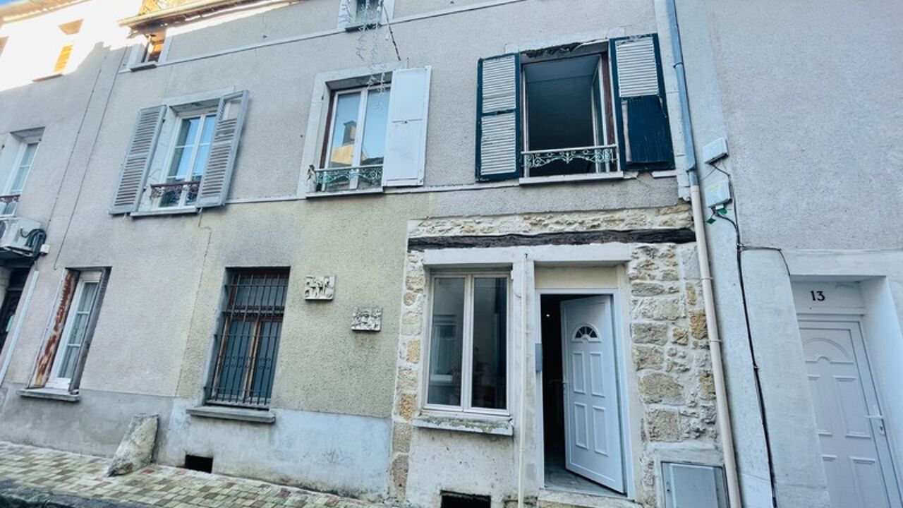 maison 4 pièces 165 m2 à vendre à Puiseaux (45390)