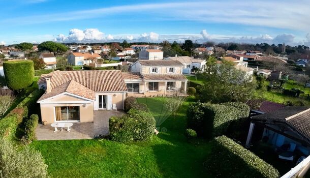 Villa / Maison 9 pièces  à vendre Mathes (Les) 17570