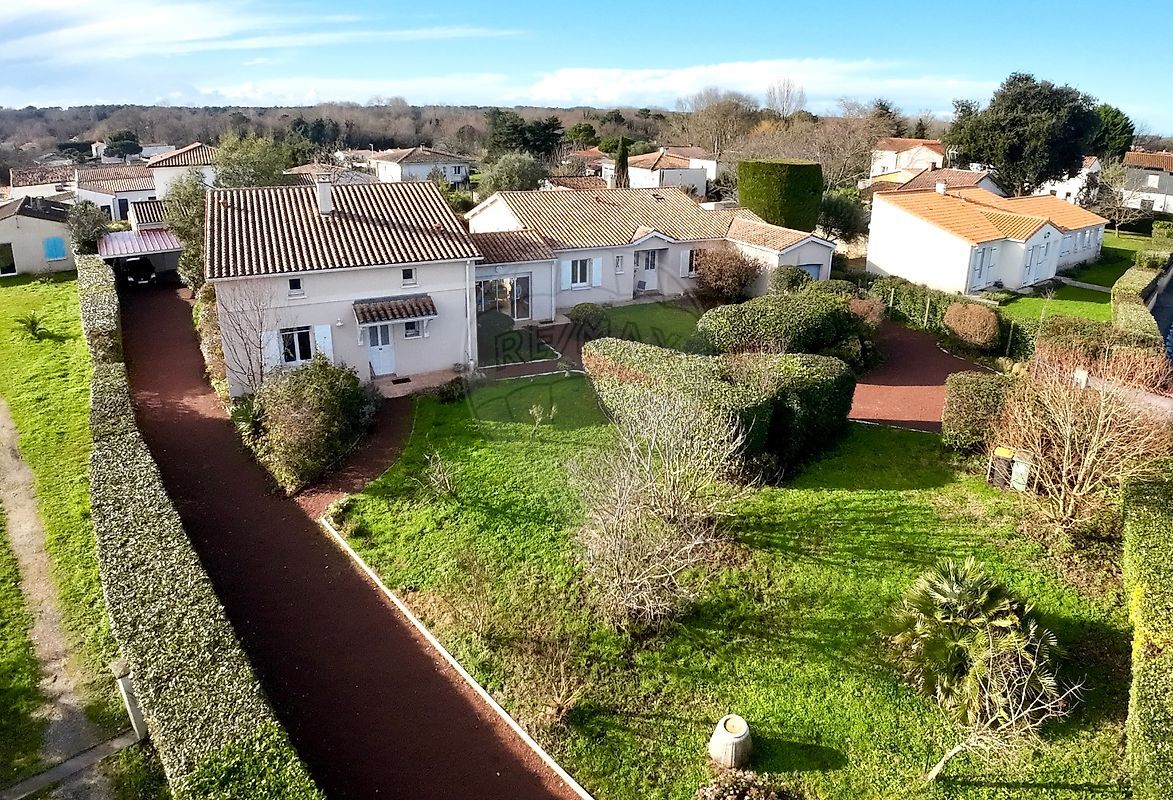 Villa / Maison 9 pièces  à vendre Mathes (Les) 17570