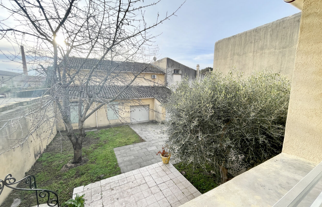 maison 8 pièces 311 m2 à vendre à Aigues-Vives (30670)