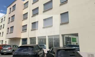 Bureau  204 m² à louer à Villeurbanne (69100)