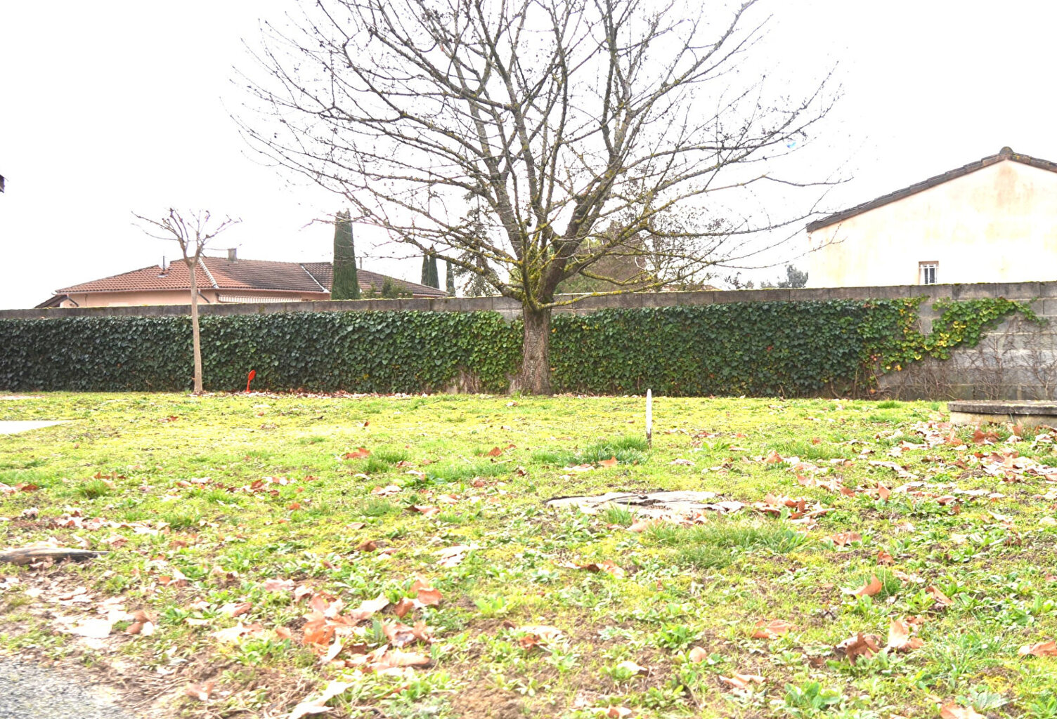 RABASTENS- Terrain à bâtir de 385 m2  à 3 mn du centre ville — photo 1
