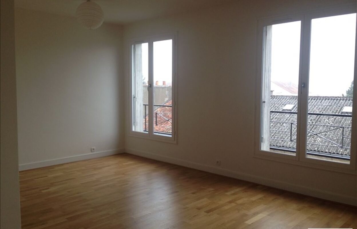 appartement 2 pièces 56 m2 à louer à Poitiers (86000)