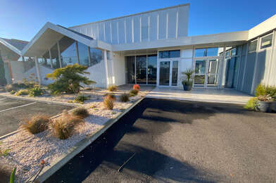 Commerce  487600 €