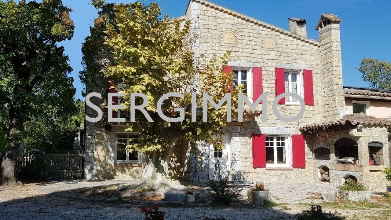 maison 9 pièces 400 m2 à vendre à Fayence (83440)