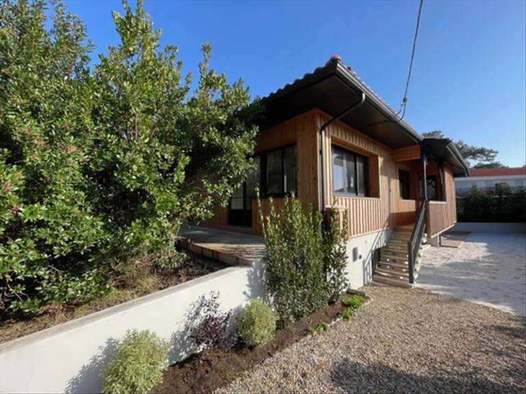 Villa de 7 pièces principales — photo 1