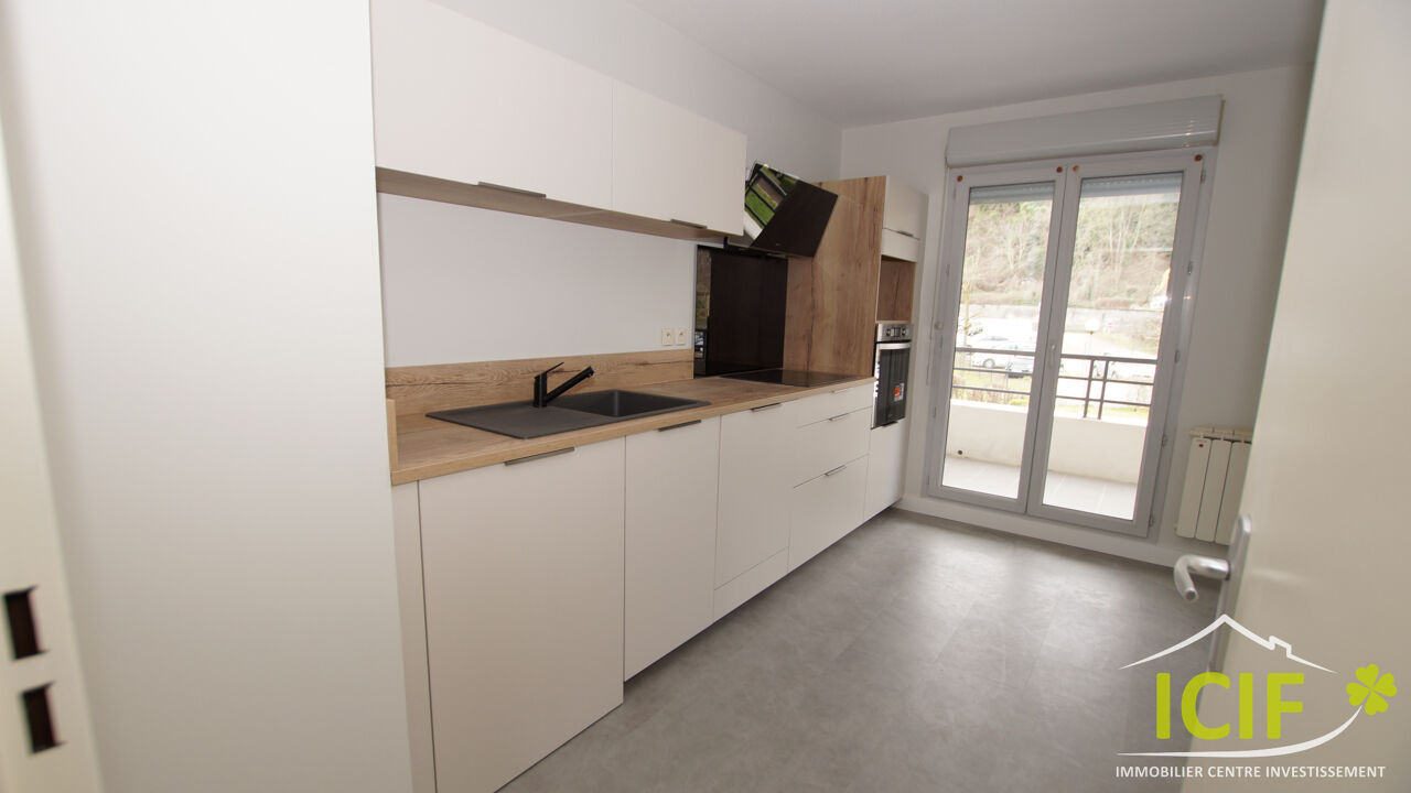 appartement 3 pièces 69 m2 à vendre à Bourgoin-Jallieu (38300)