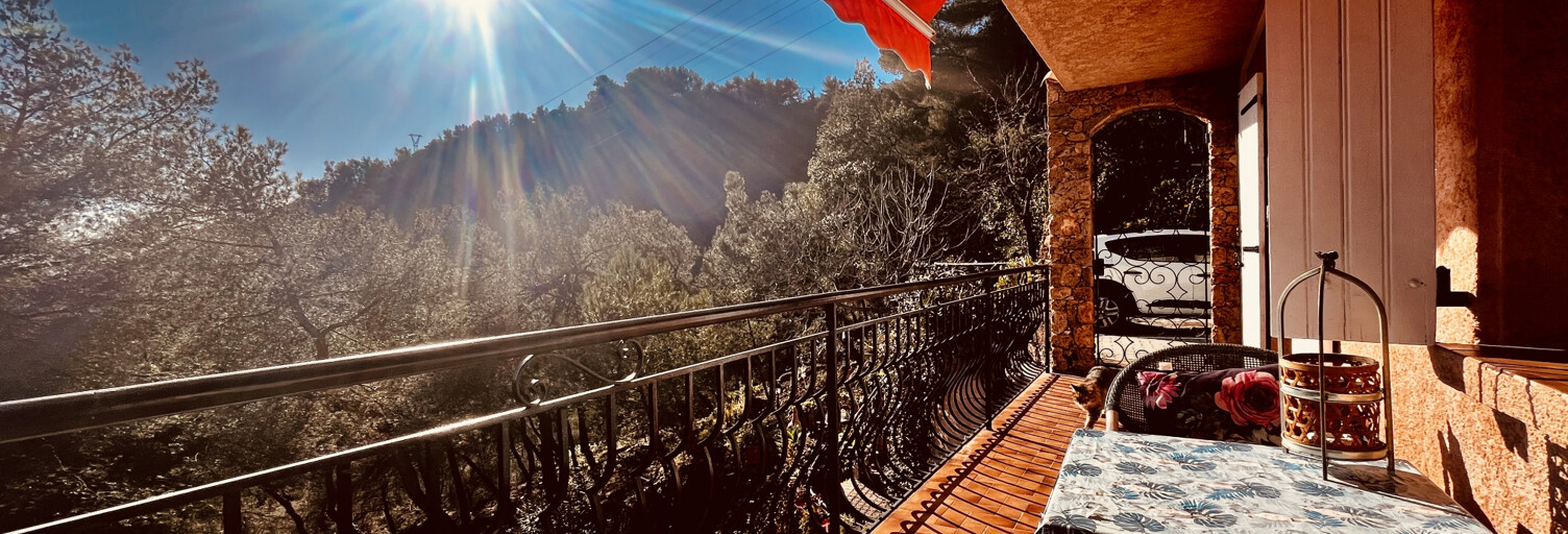 Maison 11 Pièces 285 m² à vendre à Menton (06500)