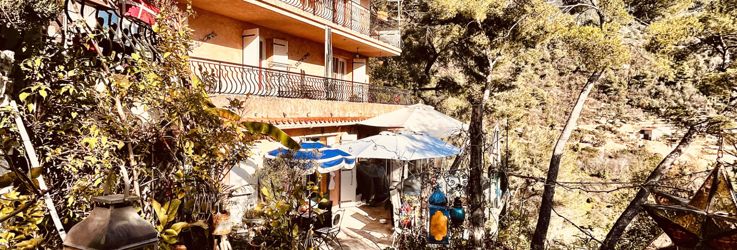 Maison 11 Pièces 285 m² à vendre à Menton (06500)