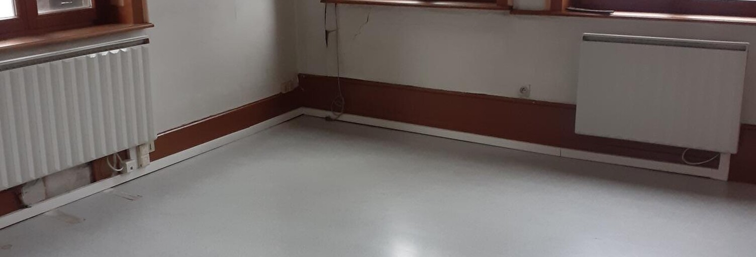 Commerce  100 m² à louer à Rambervillers (88700)