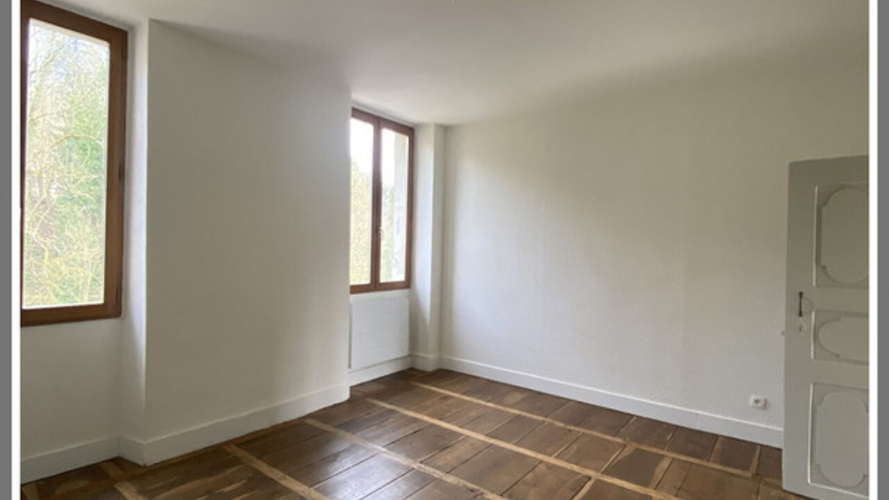 appartement 2 pièces 50 m2 à vendre à Saint-Geoire-en-Valdaine (38620)