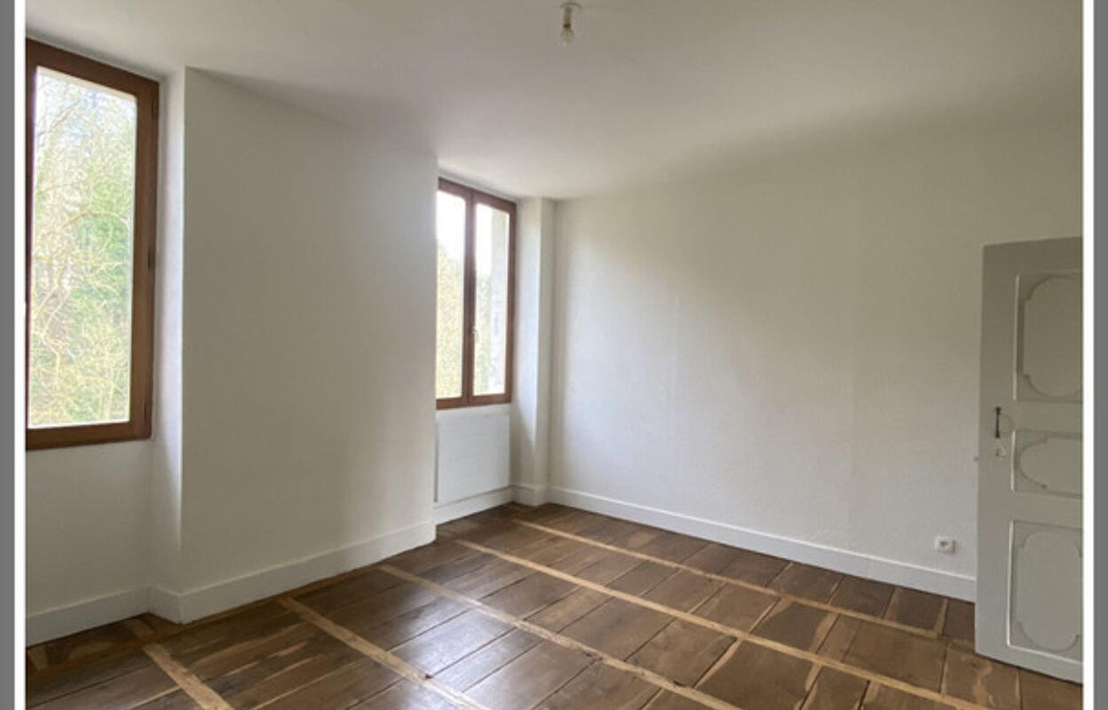 appartement 2 pièces 50 m2 à vendre à Saint-Geoire-en-Valdaine (38620)