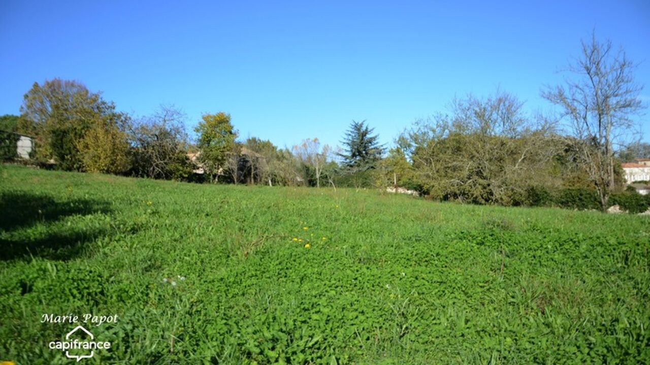 terrain  pièces 1671 m2 à vendre à Aigondigné (79370)