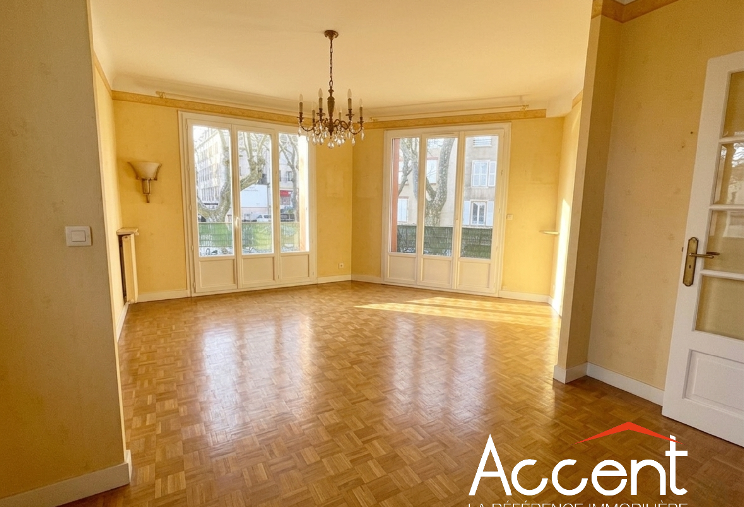 ... OFFRE ACCEPTE .... Appartement de T4 de 117 m2 - Rodez Centre-ville — photo 1