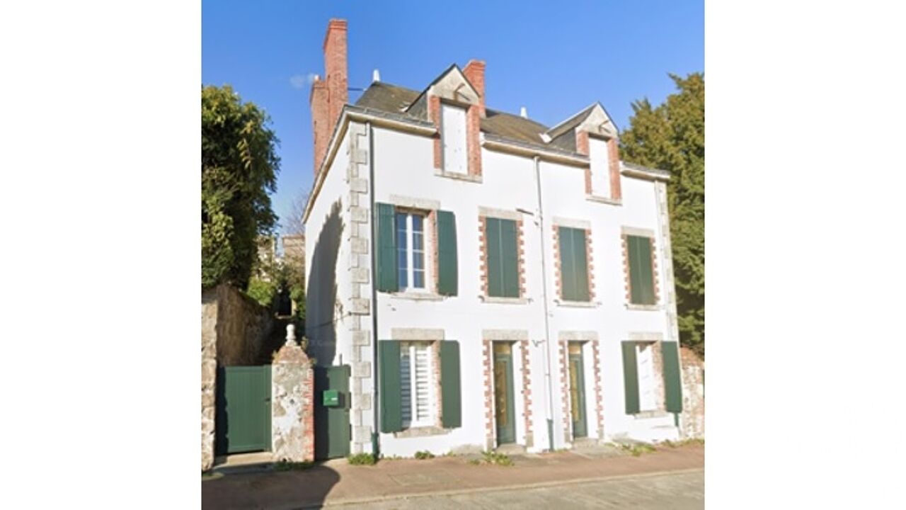 maison 8 pièces 185 m2 à vendre à Pouzauges (85700)
