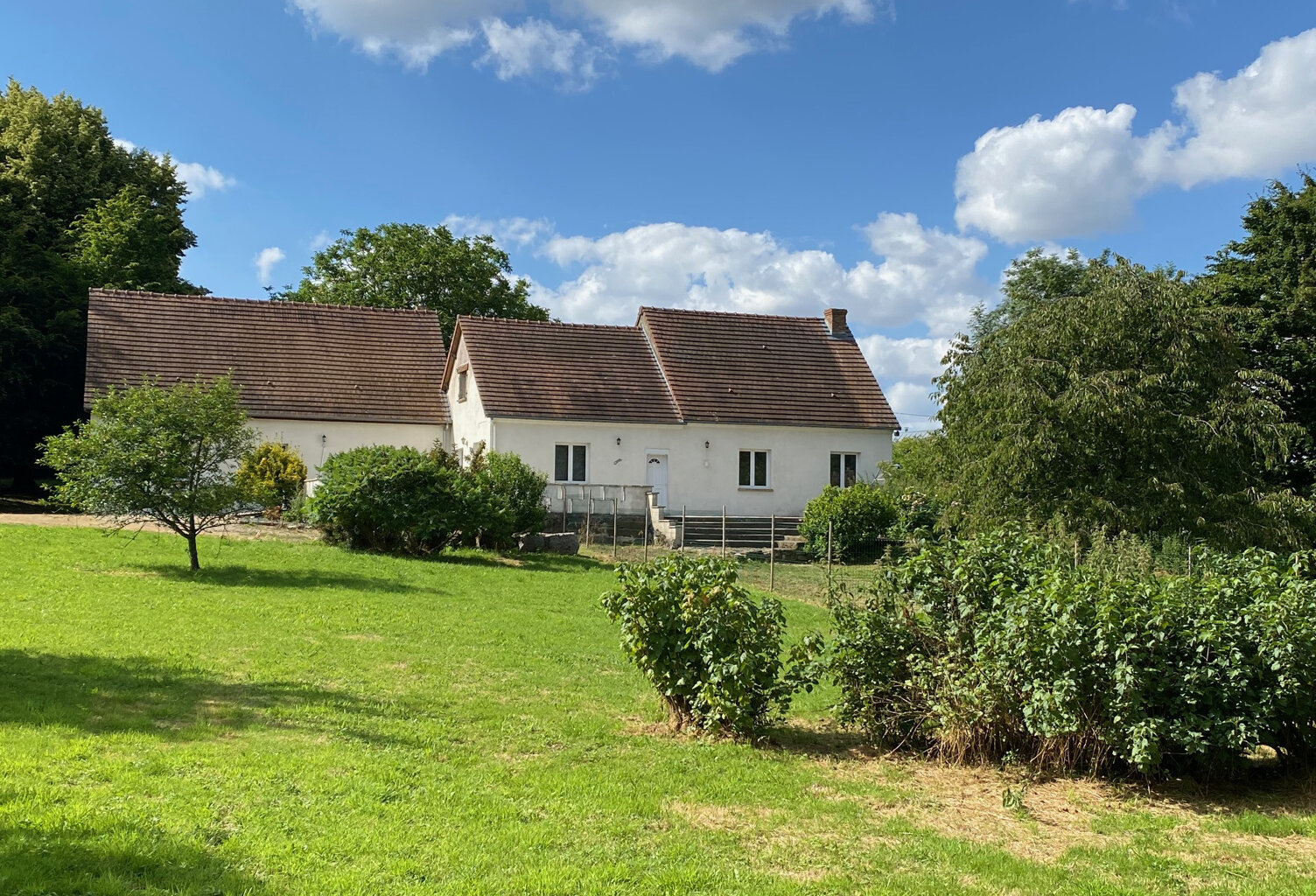 Grande maison  avec 6 chambres et  piscine au calme   — photo 1