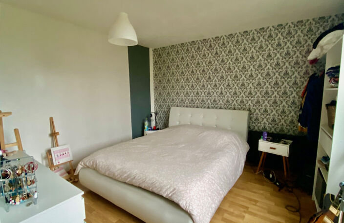 Grande maison  avec 6 chambres et  piscine au calme   — photo 5