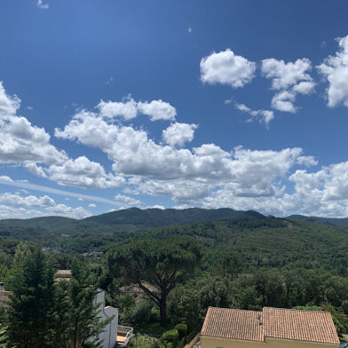 Maison 9 pièces 499000 €