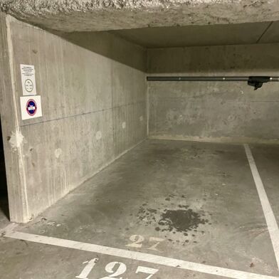 Parking 10 m²