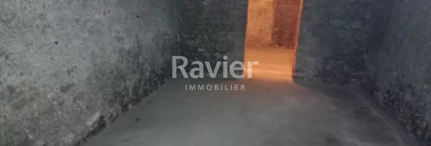 Garage  35 m² à vendre à Paris 8 (75008)