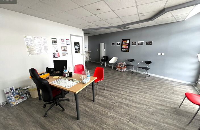 Local commercial LAGUIOLE — photo 2