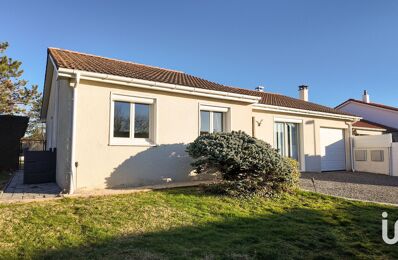 vente maison 349 000 € à proximité de Soleymieux (42560)