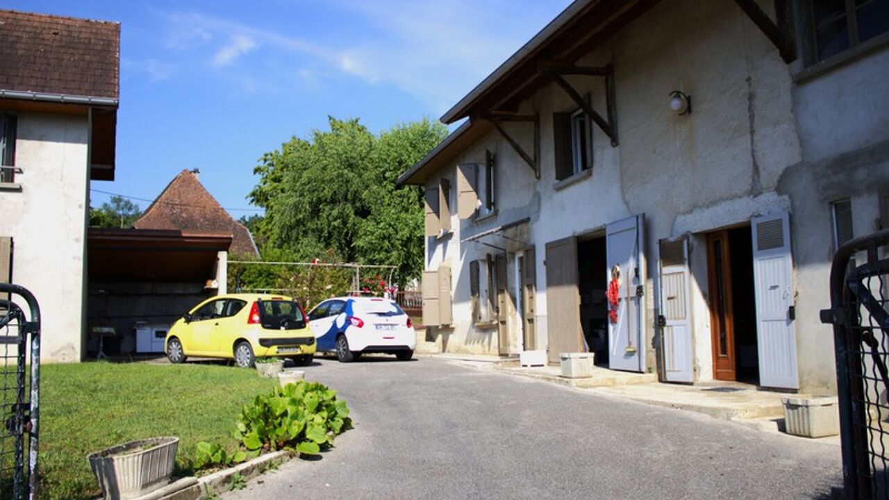 maison 10 pièces 150 m2 à vendre à Saint-Jean-d'Avelanne (38480)