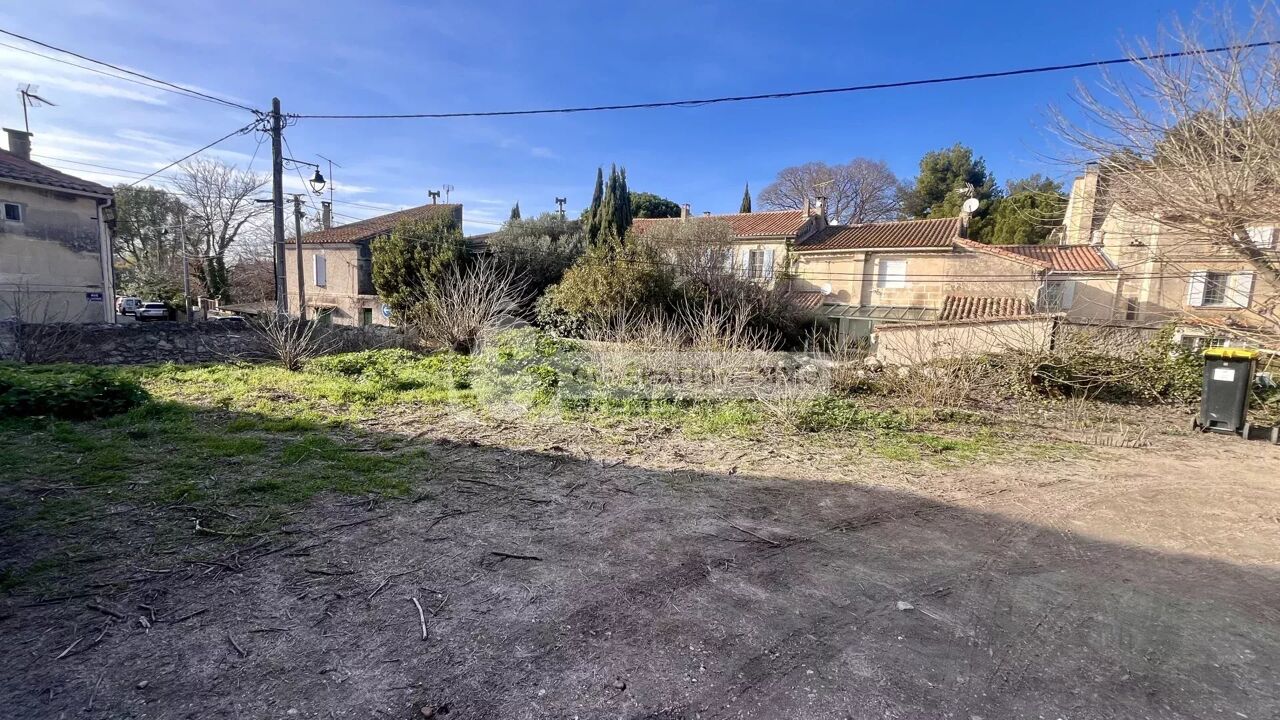 terrain  pièces 268 m2 à vendre à Fontvieille (13990)