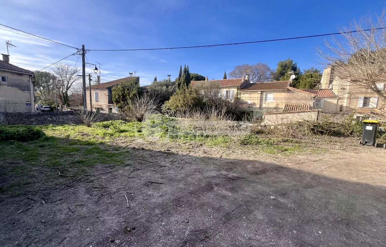 terrain  pièces 268 m2 à vendre à Fontvieille (13990)