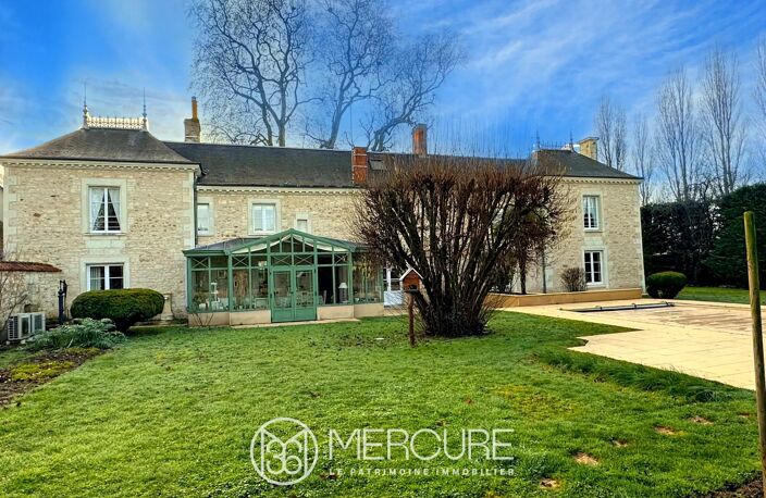 LOGIS XIXe avec MAISON D'AMIS, PISCINE et DEPENDANCE — photo 3