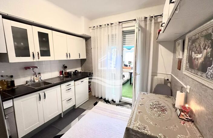FLEURS /2 P 56 m2/ TERRASSE  66 m2 — photo 4