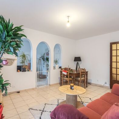 Appartement 4 pièces 229000 €