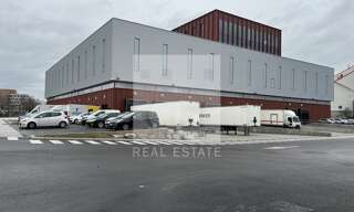 Commerce  3401 m² à louer à Lyon 7 (69007)