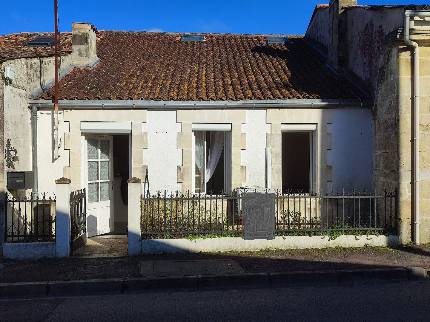 Villa / Maison  T4 à vendre Jonzac 17500