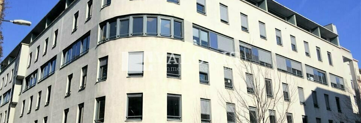 Bureau  900 m² à louer à Lyon 3 (69003)