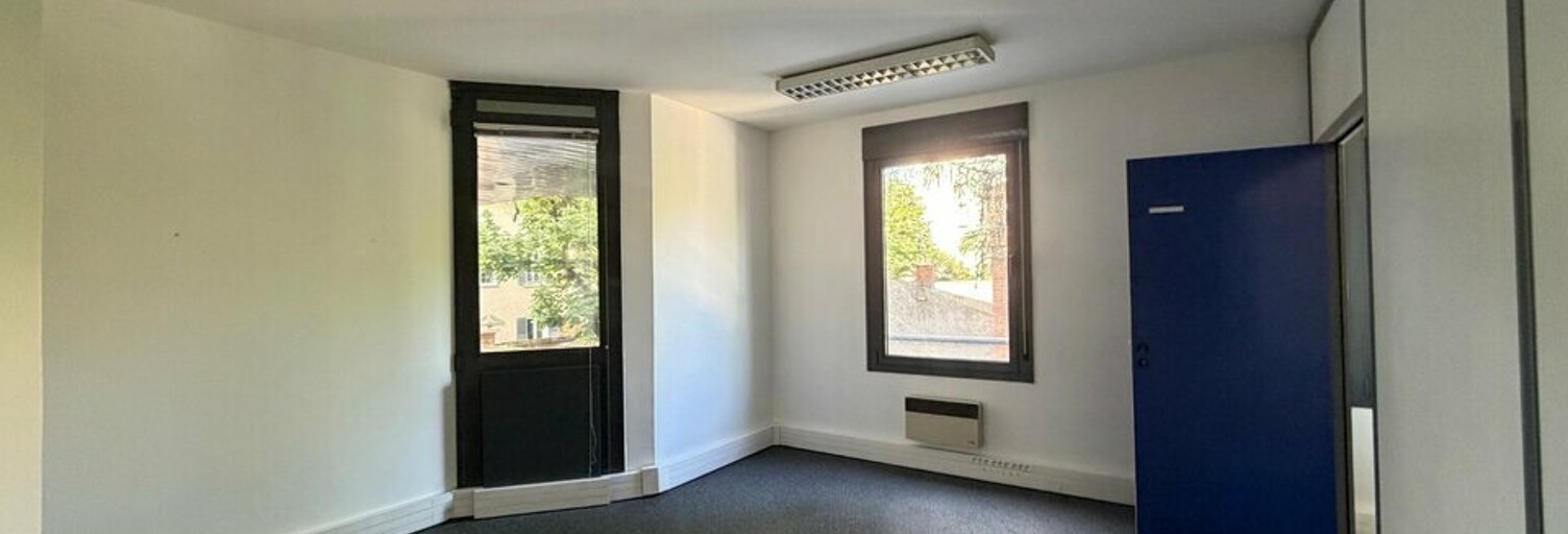 Bureau  900 m² à louer à Lyon 3 (69003)