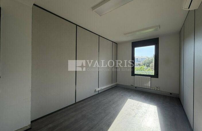 BUREAUX à LOUER — photo 3