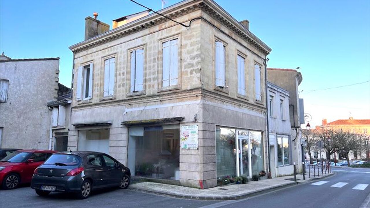 immeuble  pièces  m2 à vendre à Pauillac (33250)