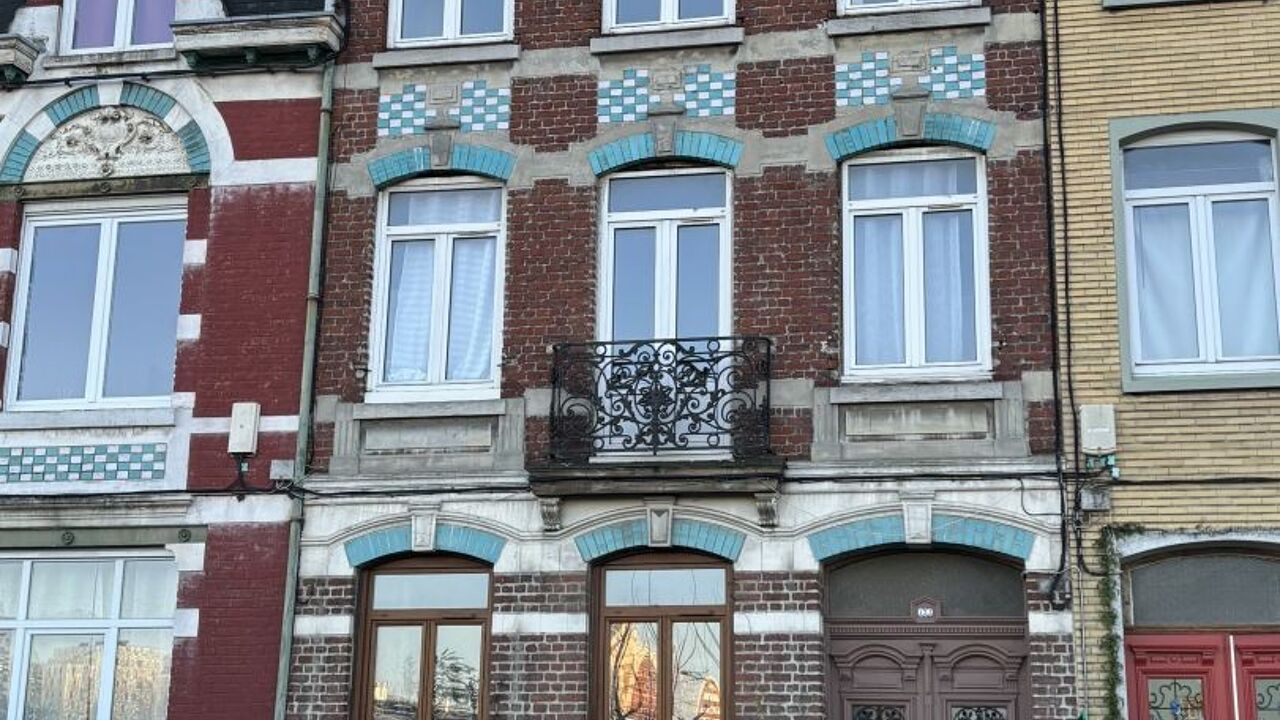 immeuble  pièces 105 m2 à vendre à Lille (59000)