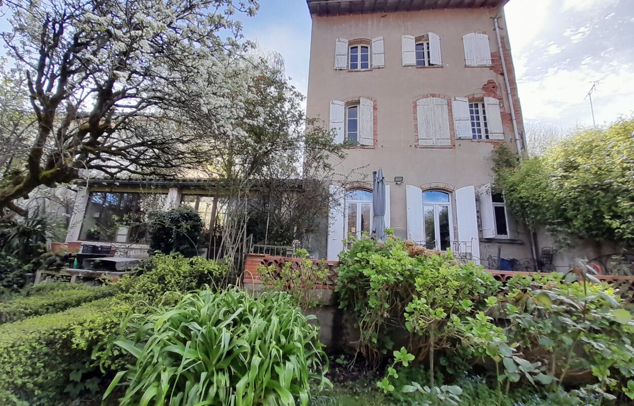 maison 10 pièces 257 m2 à vendre à Moissac (82200)