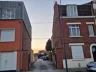 LAMBERSART - RUE DU BOURG -  ESPACE A CONSTRUIRE AU DESSUS D'UNE — photo 3