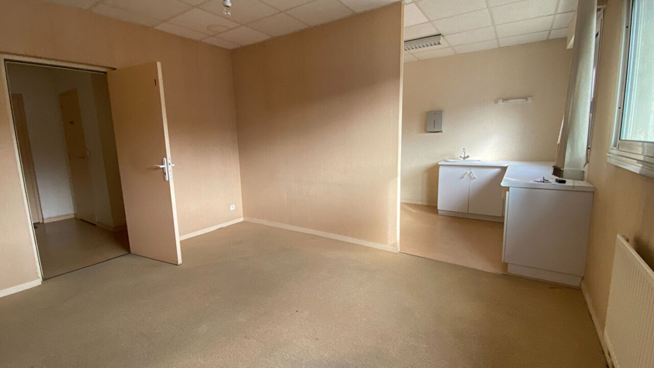 commerce  pièces 35 m2 à louer à Montargis (45200)