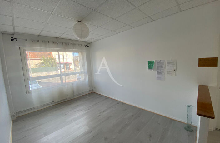 Local commercial — photo 4