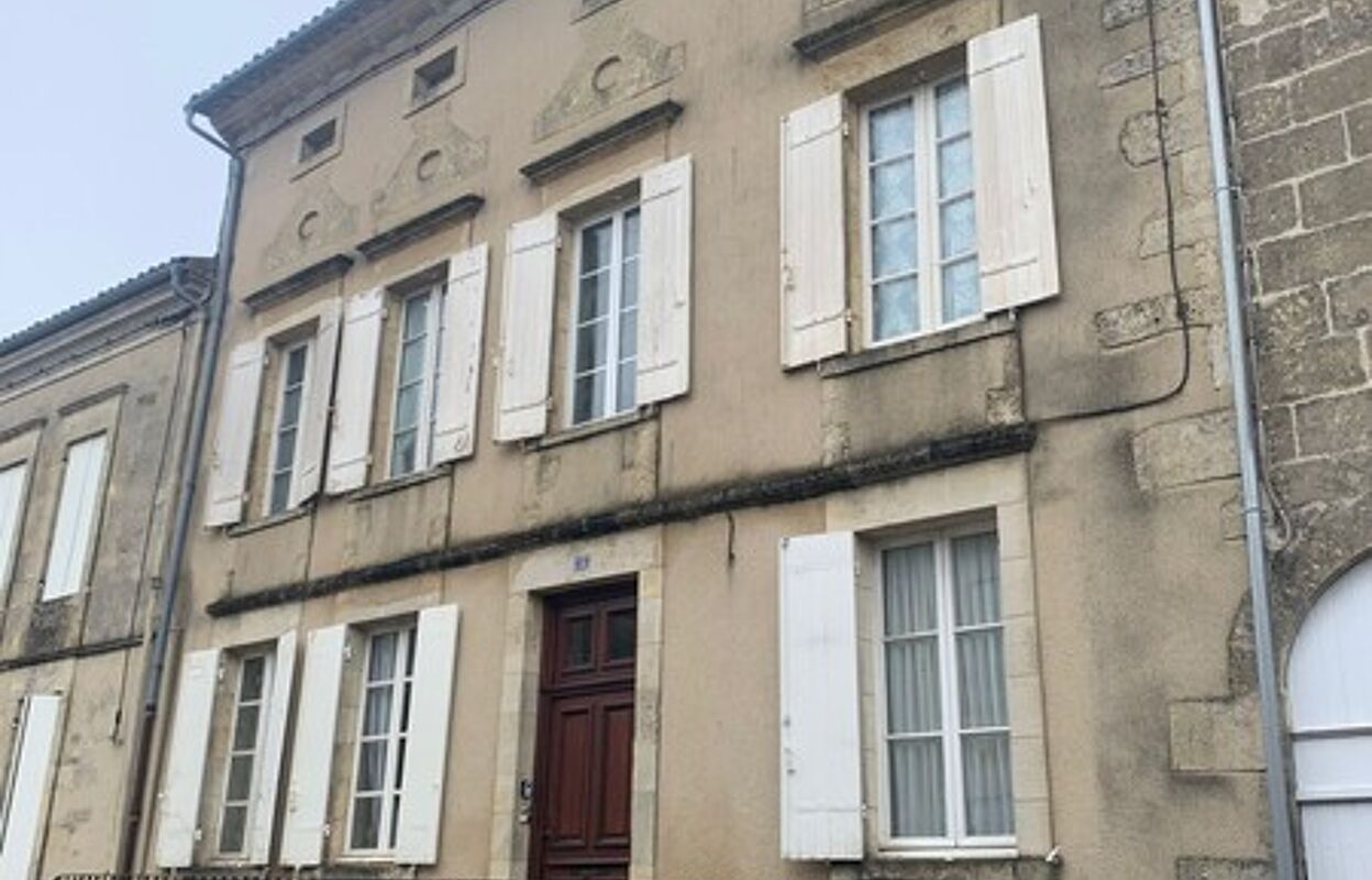 maison 10 pièces 279 m2 à vendre à Sauveterre-de-Guyenne (33540)