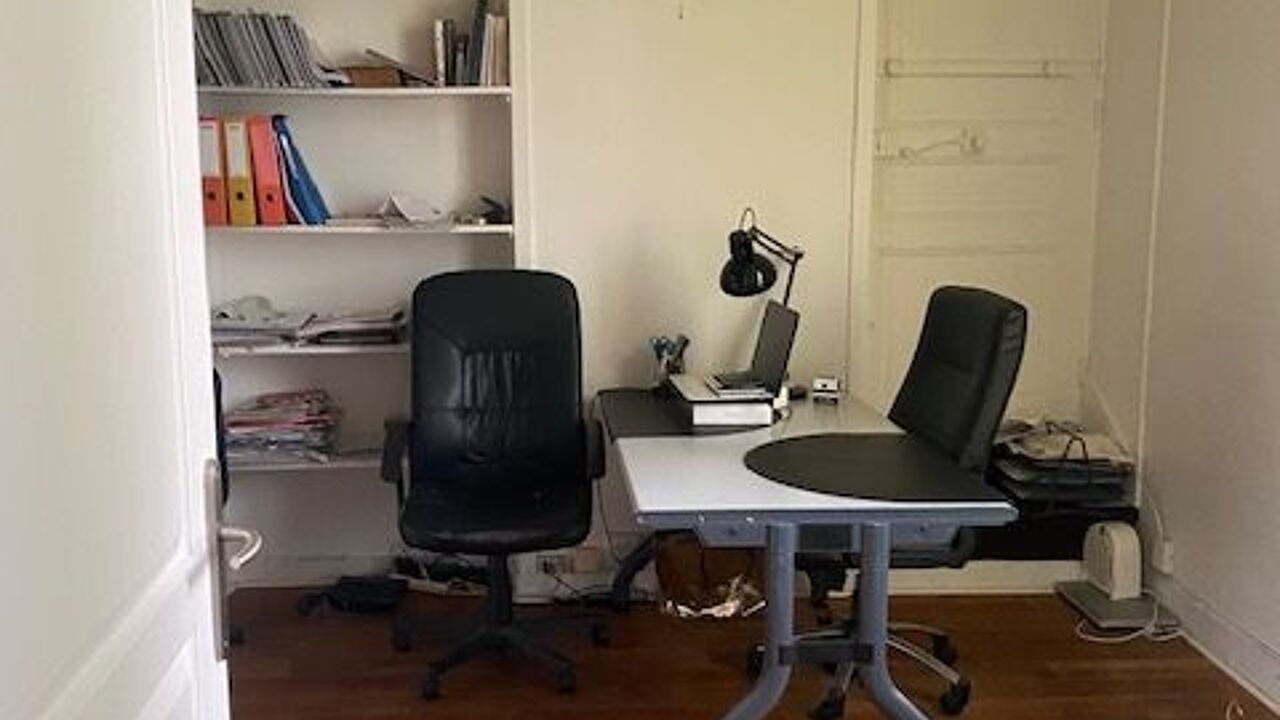 bureau 2 pièces 37 m2 à louer à Paris 10 (75010)